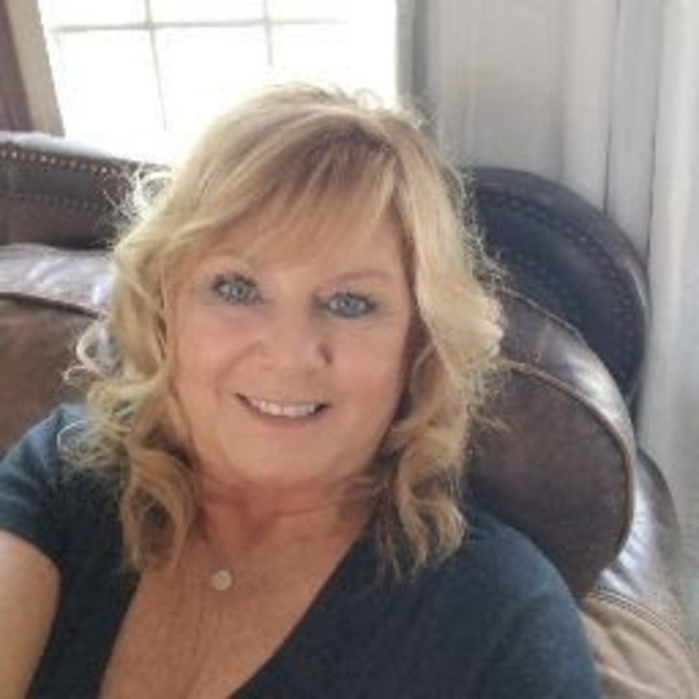 Meet your Posher, Paula